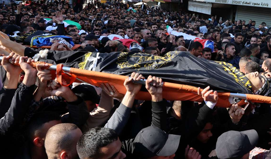 Cisjordanie : Israël bombarde Jénine, au moins 8 morts et 28 blessés