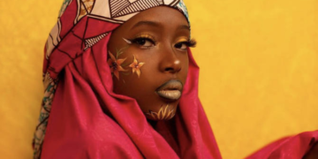 Victime de racisme, l&rsquo;artiste algérienne Baraka Merzaia, dénonce « un phénomène qui prend de l&rsquo;ampleur » à Alger