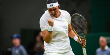 Wimbledon: Ons Jabeur séduit et passe aux quarts