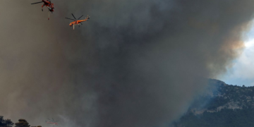 Incendie:  le trafic maritime de nouveau suspendu  en Turquie