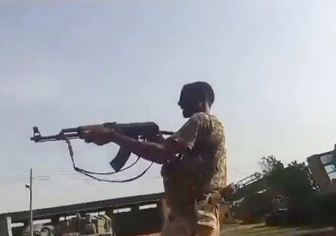 Soudan : Combats à Khartoum pour le contrôle d’une base militaire stratégique