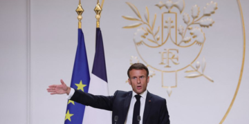 Niger : la France se refuse à tout « paternalisme », mais aussi à toute « faiblesse » en Afrique, déclare Emmanuel Macron