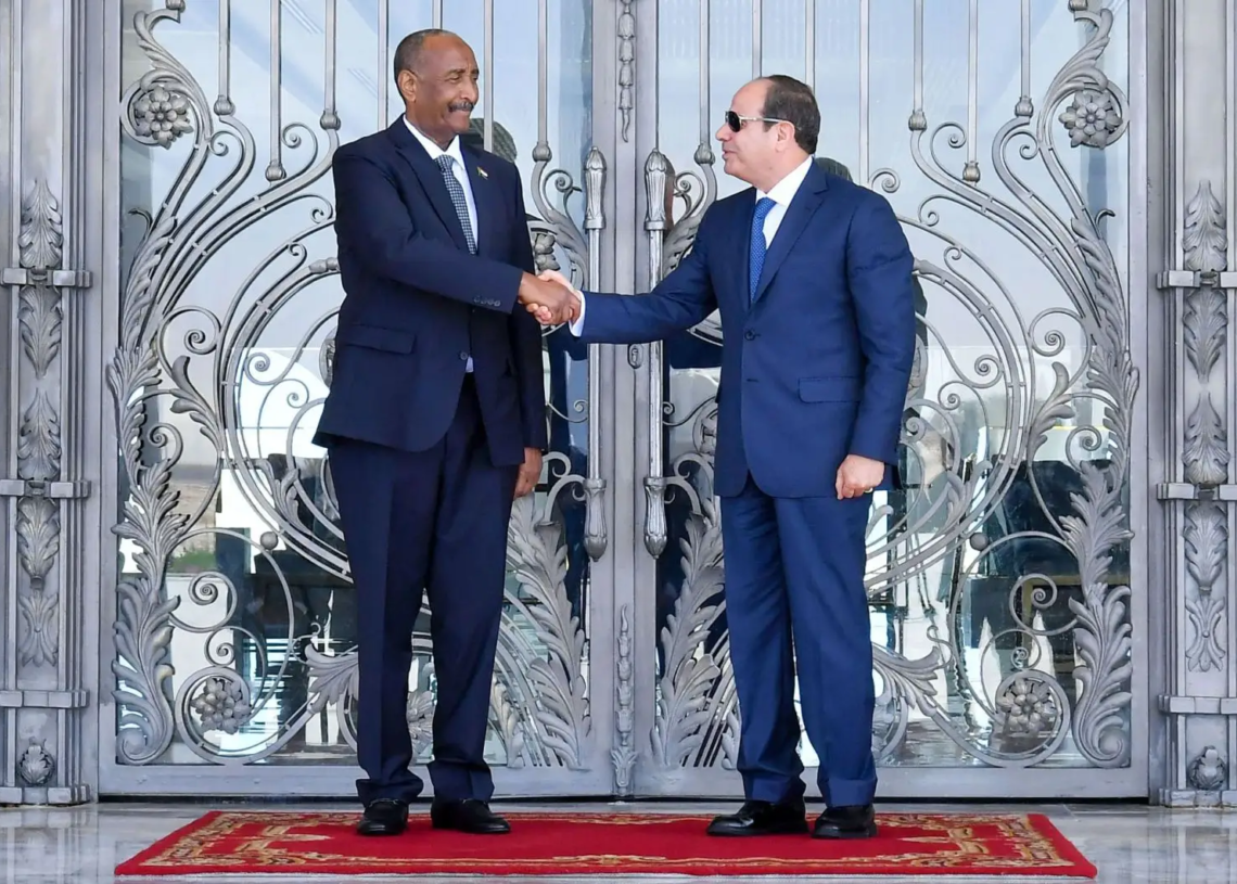 Guerre au Soudan : le chef de l’armée se rend en Egypte