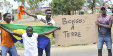 Putsch : pour le peuple ?