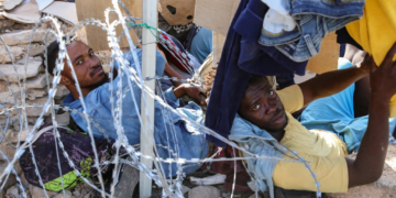 Tunisiens et Libyens s&rsquo;accordent sur l&rsquo;accueil des migrants bloqués à la frontière entre les deux pays