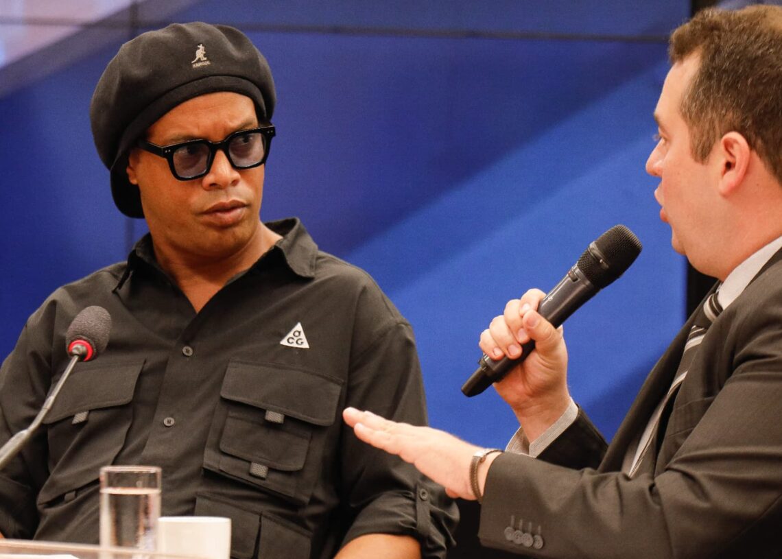 Arnaques à la cryptomonnaie: Ronaldinho soupçonné d’escroquerie