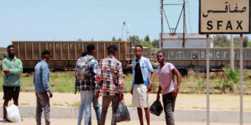 Sfax: le ministère de l’Intérieur annonce avoir délogé les migrants des espaces publics
