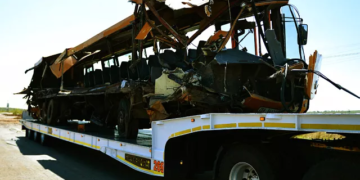 Afrique du Sud: Au moins 20 employés du géant minier De Beers tués dans un accident de bus