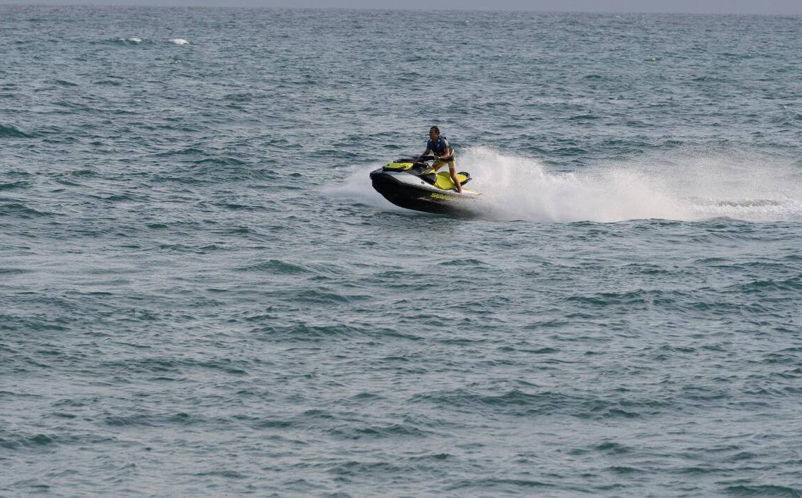Paris confirme la mort d’au moins un Franco-Marocain tué en mer par des garde-côtes algériens
