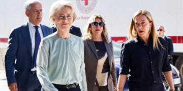 Crise migratoire: Ursula Von der Leyen et Giorgia Meloni sont arrivées à Lampedusa