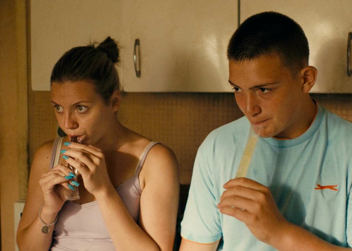 Festival International du Film Francophone de Namur: Le Bayard d’Or au film belge, « Il pleut dans la maison » de Paloma Sermon-Daï