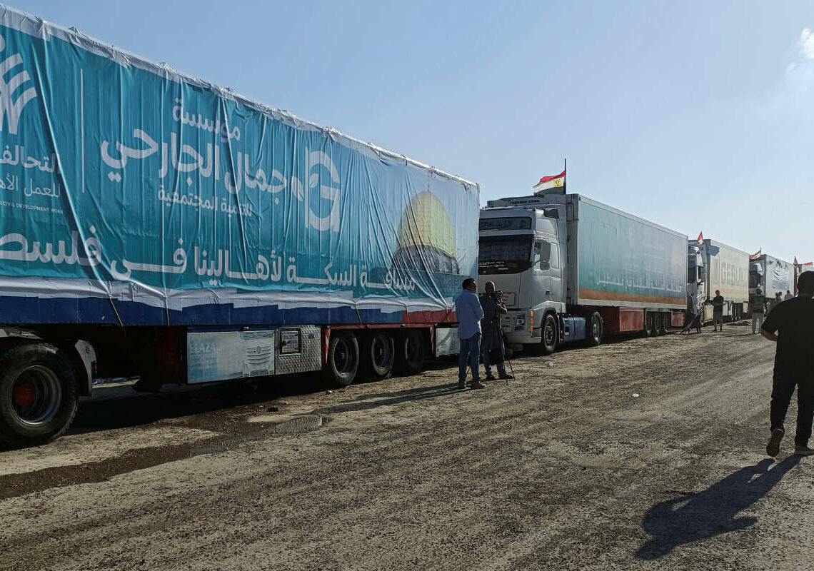 Gaza: l’aide humanitaire tant espérée par les Palestiniens devrait arriver ce vendredi