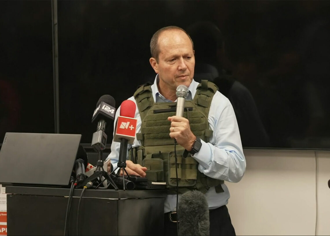 « Le plus grand cimetière du monde » : Tsahal a le « feu vert » pour rentrer à Gaza, prévient le ministre de l&rsquo;Economie israélien