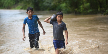 Les catastrophes naturelles ont entrainé le déplacement de plus de 43 millions d&rsquo;enfants en cinq ans, alerte l&rsquo;Unicef