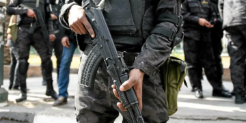Égypte: un policier tue deux touristes israéliens et leur guide égyptien