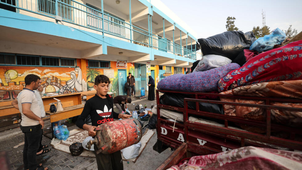 « Plus de 20.000 déplacés se sont réfugiés dans 44 écoles de la bande de Gaza » rapporte l’ONG onusienne, UNRWA