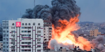 Les cours du pétrole s’envolent en raison de l’offensive du Hamas contre Israël