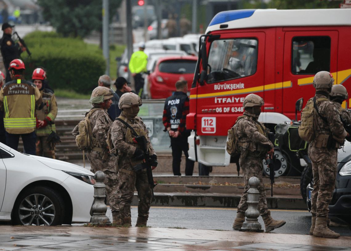 Attentat terroriste en Turquie: une explosion secoue le Parlement à Ankara