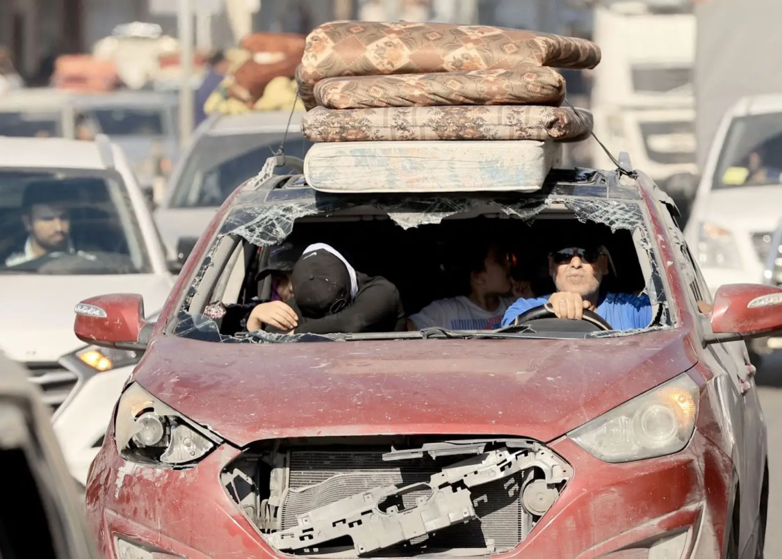 Les Palestiniens fuient par milliers Gaza