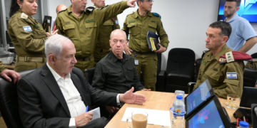 « Ça va continuer » prévient Nétanyahou en visite aux troupes israéliennes  postées à la frontière avec Gaza
