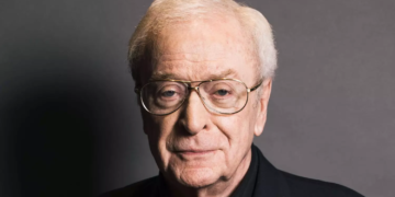 L&rsquo;acteur Michael Cain prend sa retraite… à 90 ans