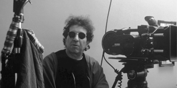 Iran : le célèbre cinéaste Dariush Mehrjui et son épouse poignardés à mort à leur domicile