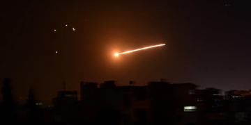 Frappes israéliennes en Syrie suite à des tirs de roquette
