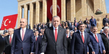 Centenaire de la République: Erdogan promet « succès et victoire » à la Turquie