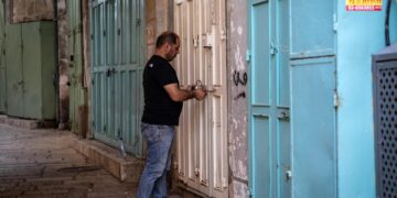 Israël expulse des milliers de travailleurs palestiniens vers Gaza
