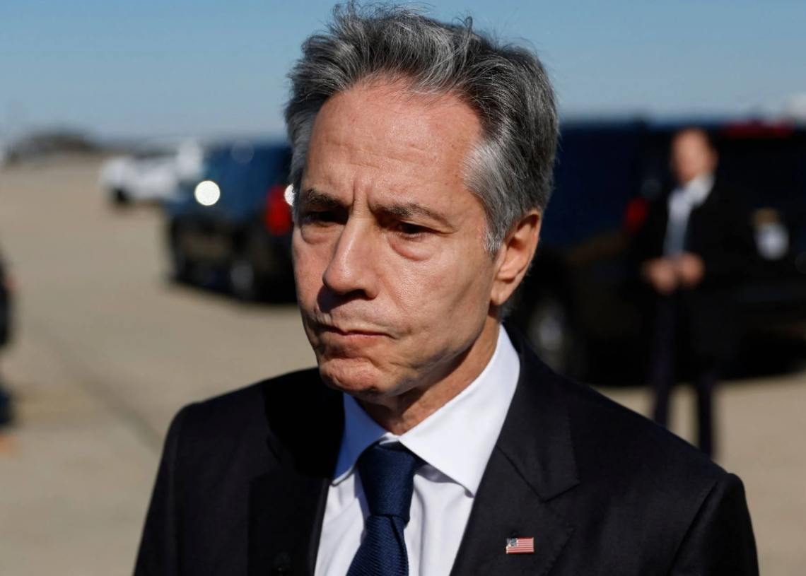 Blinken arrive en Israël et appelle à des « mesures concrètes » pour protéger la vie des civils palestiniens