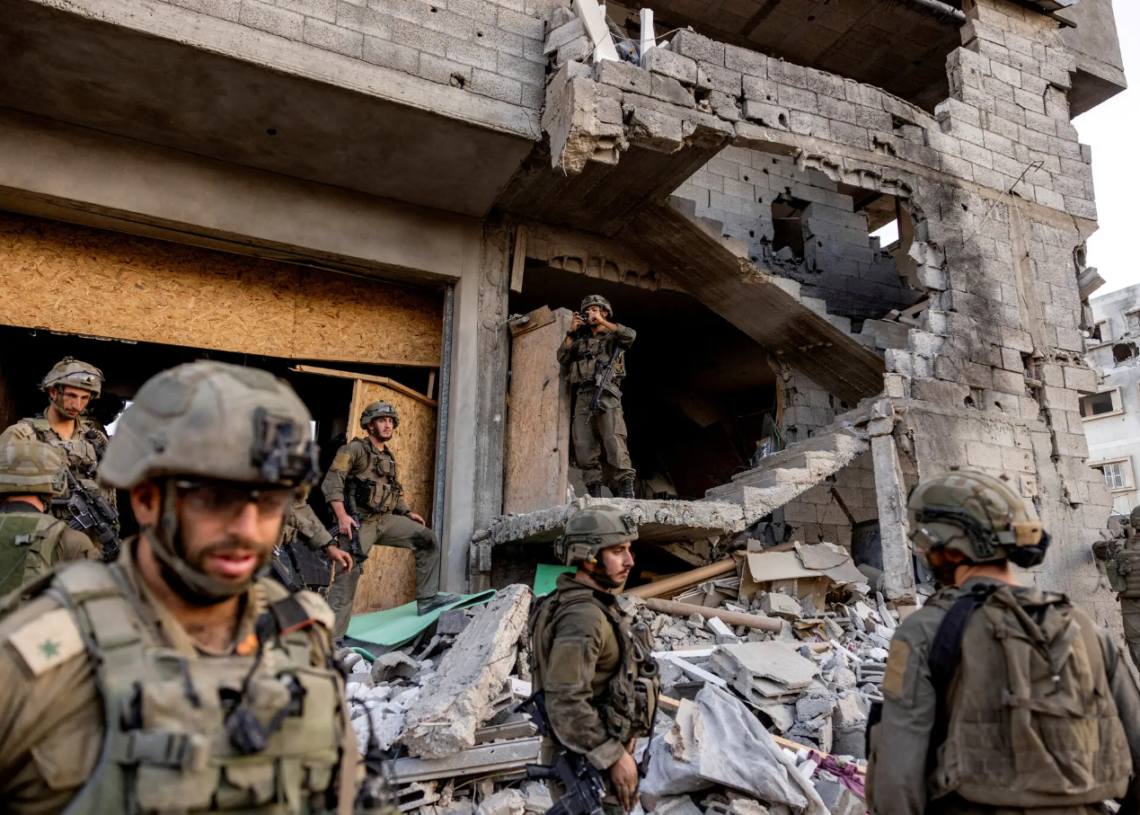 Face à la pression internationale, Israël veut prolonger «la légitimité» de ses opérations militaires