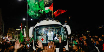 Libération de 39 prisonniers Palestiniens: scènes de liesse en Cisjordanie