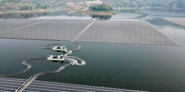 L&rsquo;Indonésie inaugure le plus vaste parc solaire flottant d&rsquo;Asie du Sud-Est