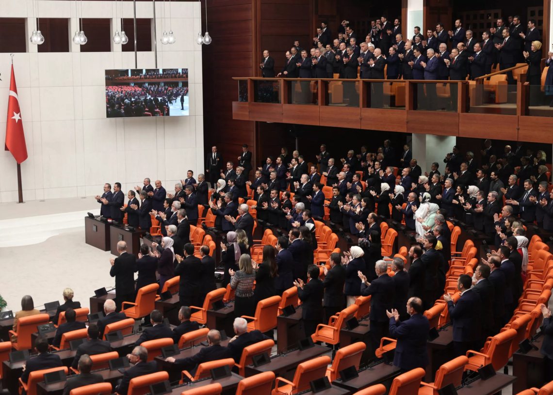 Le Parlement turc entame la procédure d’adhésion de la Suède à l’Otan