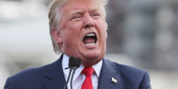 Donald Trump critique l&rsquo;accord sur les otages