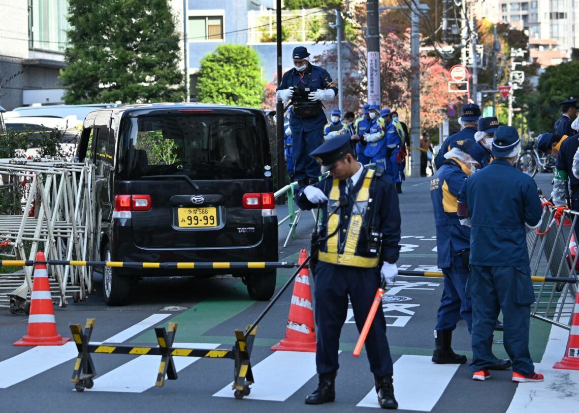 Japon: Une voiture percute une barrière près de l&rsquo;ambassade d&rsquo;Israël à Tokyo et blesse un policier