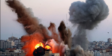 « Du jamais vu depuis le Vietnam »: Selon CNN, Israël a utilisé des centaines de bombes massives de 900 kg sur Gaza