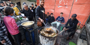 La faim utilisée comme arme de guerre à Gaza par Israël, selon un rapport de Human Rights Watch