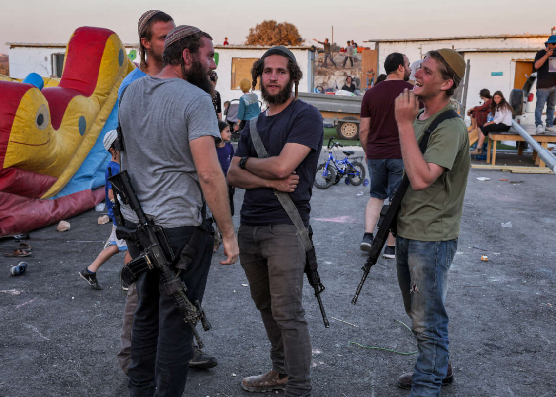 Violences des colons israéliens en Cisjordanie: Washington bloque la livraison de fusils à Israël