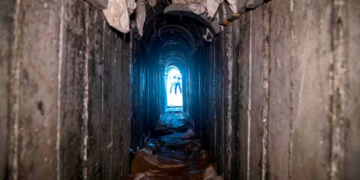 L&rsquo;armée israélienne annonce avoir trouvé le corps de 5 otages dans des tunnels à Gaza