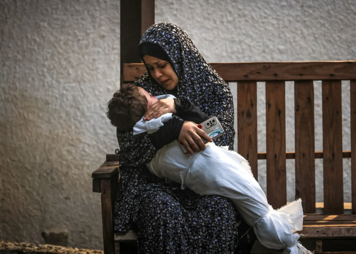 Gaza: le ministère de la Santé du Hamas annonce un nouveau bilan de 21 978 morts