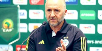 Belmadi persiste…et refuse de signer la rupture de son contrat avec la FAF