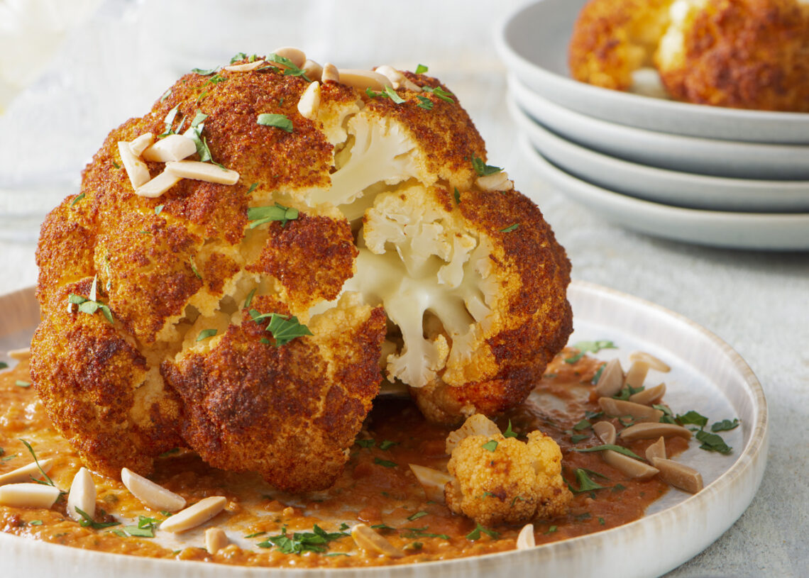 C’est la saison… Testez le Chou-fleur entier rôti au beurre