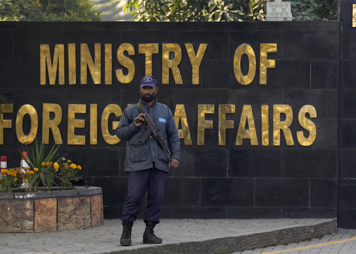 Le Pakistan frappe « des caches terroristes» en Iran, la tension monte d’un cran entre les deux pays