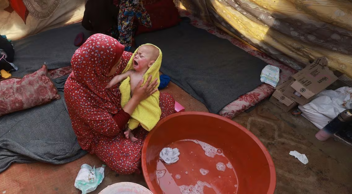 Accouchements dans la rue, fausses couches… le calvaire des femmes enceintes à Gaza