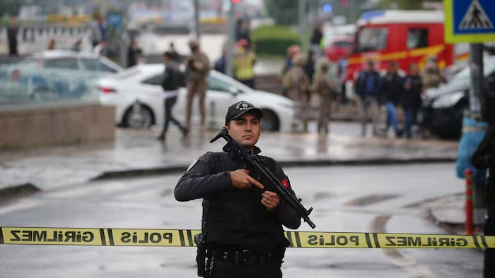 Turquie: L’EI revendique l’attentat qui a fait un mort dans une église italienne