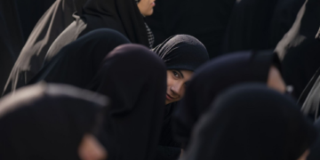 Indignation en Iran, où une femme a été fouettée pour ne pas avoir porté le foulard