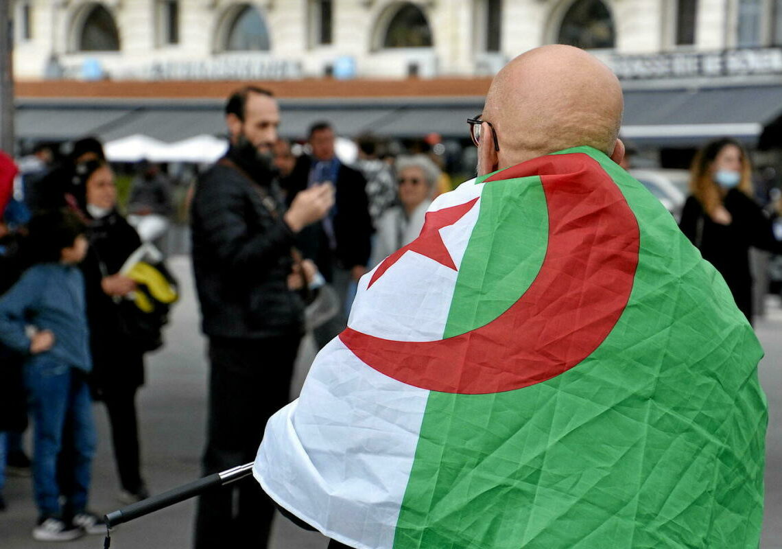 Journée du Chahid: Les rassemblements dédiés aux combattants algériens interdits à Paris ce dimanche