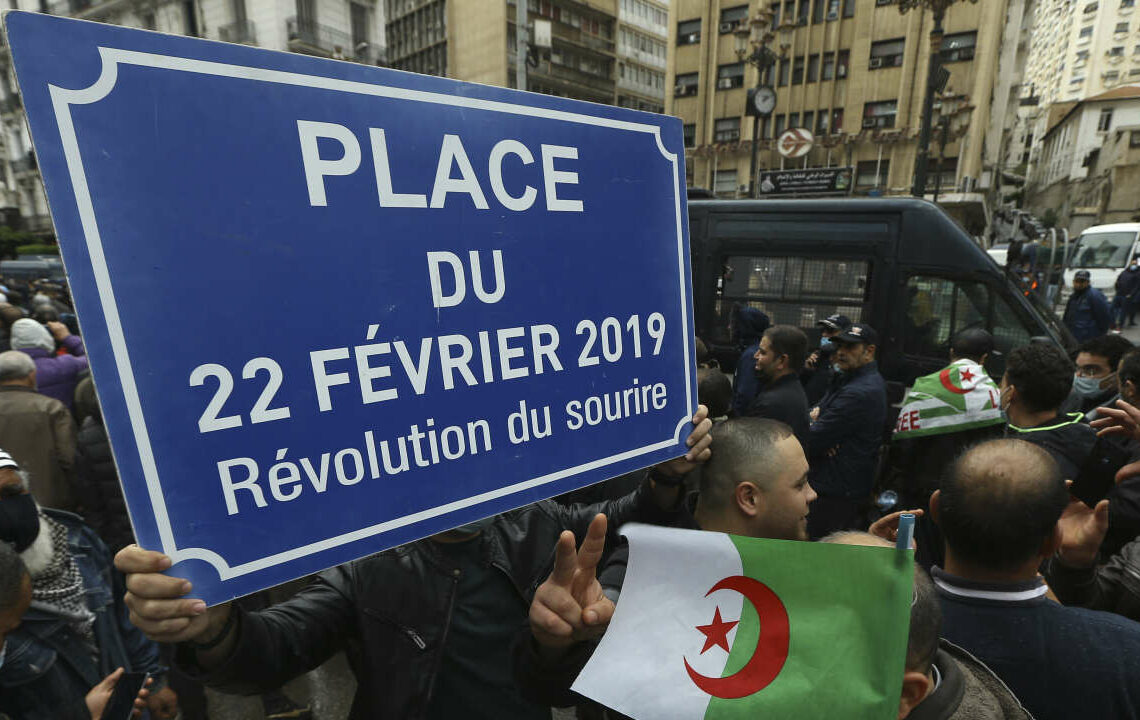 France : interdiction de manifestations liées à l’Algérie prévues dimanche à Paris