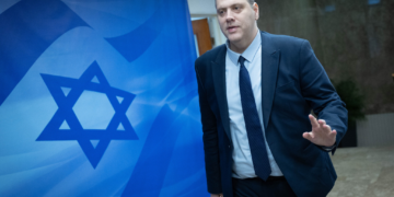 Israël : un ministre déclare qu&rsquo;une offensive à Rafah mettrait en danger la vie des otages, puis rétropédale